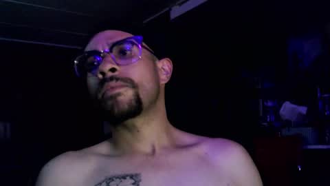 Snapshot of masteralister321 chatting on December 2, 7:57 am Master Aleister online show from December 2, 7:57 am