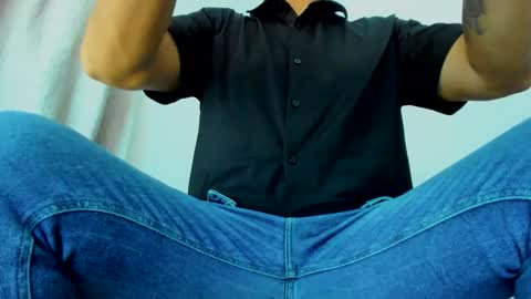 Snapshot of masterbbchard chatting on March 1, 8:27 am masterbbchard online show from March 1, 8:27 am