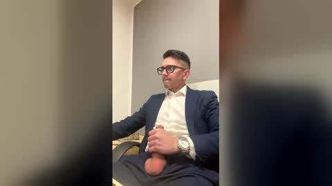 Master Boss online show from April 15, 11:50 am