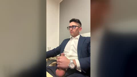 Master Boss online show from April 17, 11:57 am