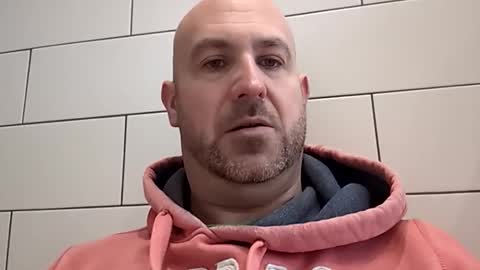 Snapshot of masterclass69er chatting on November 17, 10:32 am Bob online show from November 17, 10:32 am