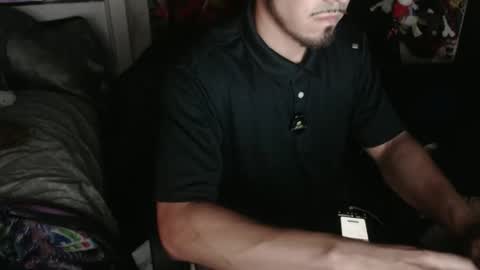 mastergoku945657 online show from May 25, 1:22 am