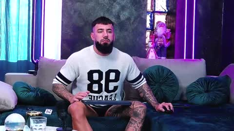 masterkingofmuscle online show from December 16, 8:41 am