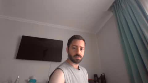Snapshot of masterquique chatting on August 1, 9:30 am masterquique online show from August 1, 9:30 am