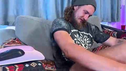   online show from February 15, 8:11 am