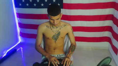 Snapshot of masters_latins chatting on November 30, 4:44 pm masters_latins online show from November 30, 4:44 pm