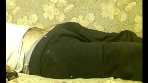 Snapshot of mastership02 chatting on December 7, 11:23 pm Master online show from December 7, 11:23 pm