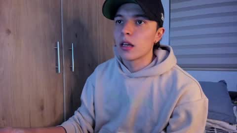 mastrangelo_x online show from September 19, 4:25 am