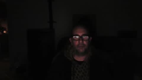 Snapshot of mat11efou chatting on March 2, 9:11 pm mat11efou online show from March 2, 9:11 pm