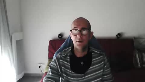 Snapshot of mat11efou chatting on October 10, 11:31 am mat11efou online show from October 10, 11:31 am