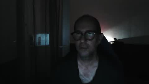 Snapshot of mat11efou chatting on October 25, 4:09 am mat11efou online show from October 25, 4:09 am