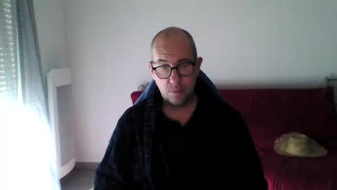 Snapshot of mat11efou chatting on November 17, 1:17 pm mat11efou online show from November 17, 1:17 pm