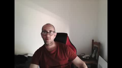 mat11efou online show from April 16, 11:55 am