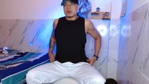 Snapshot of mat_kush chatting on November 17, 2:17 am Matt online show from November 17, 2:17 am