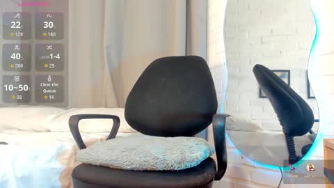 MATEO HUNTER online show from February 3, 12:20 am