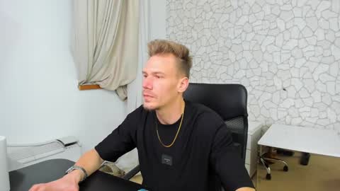 Snapshot of mateobenjamin chatting on January 6, 7:45 pm MateoBenjamin online show from January 6, 7:45 pm