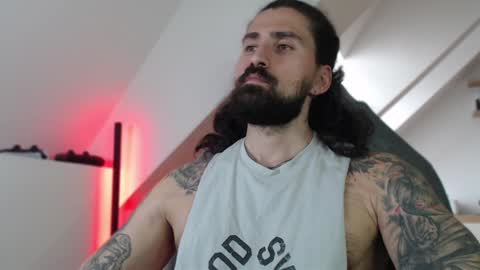 mateohalifa online show from December 3, 11:33 am