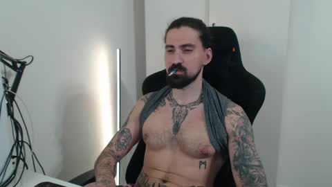 Snapshot of mateohalifa chatting on May 14, 12:45 pm mateohalifa online show from May 14, 12:45 pm