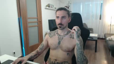 Snapshot of mateohalifa chatting on June 10, 1:10 pm mateohalifa online show from June 10, 1:10 pm