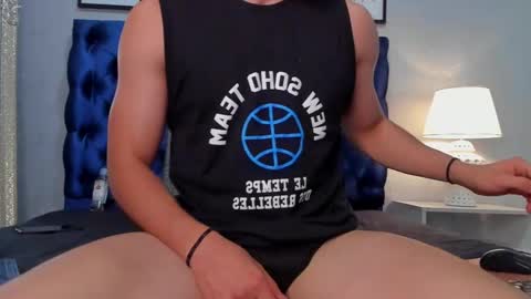 Snapshot of mateoking1 chatting on February 20, 7:23 am MATEO KING online show from February 20, 7:23 am