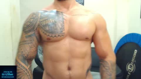 Snapshot of mateosexyhot22 chatting on April 30, 8:15 pm Mateo online show from April 30, 8:15 pm