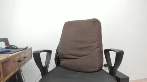 Snapshot of matheusbeard2 chatting on January 11, 10:29 pm Matheus online show from January 11, 10:29 pm