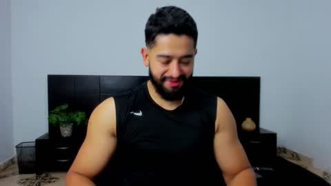 Mathew Flintt  online show from September 29, 3:44 am