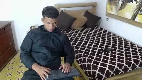 mathews__ online show from January 13, 4:29 am