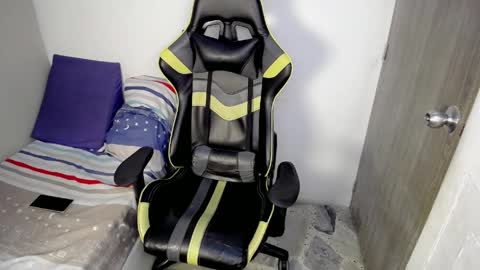 MATHIAS online show from March 23, 8:24 pm