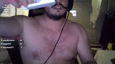 Snapshot of mathou34 chatting on December 11, 9:23 pm Mathou online show from December 11, 9:23 pm