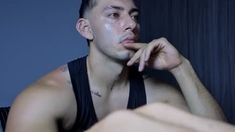 Snapshot of matias_super_cock chatting on May 25, 1:00 am matias_super_cock online show from May 25, 1:00 am