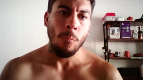 Snapshot of matifolk chatting on December 7, 7:10 pm matifolk online show from December 7, 7:10 pm