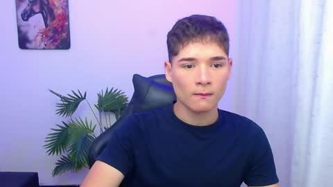 Snapshot of matiii18 chatting on May 8, 1:27 pm Mati online show from May 8, 1:27 pm