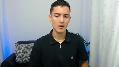 Snapshot of matiius18 chatting on October 25, 2:13 pm Matias online show from October 25, 2:13 pm