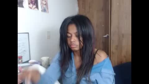 Snapshot of matilde27 chatting on January 19, 2:38 pm Daniela online show from January 19, 2:38 pm