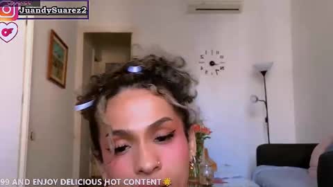 Abby Bella online show from May 24, 9:36 am