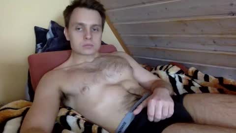 Snapshot of matko1492 chatting on April 20, 1:36 pm matko1492 online show from April 20, 1:36 pm