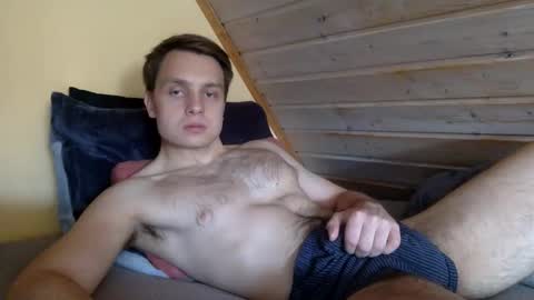 Snapshot of matko1492 chatting on May 6, 4:52 am matko1492 online show from May 6, 4:52 am