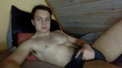 Snapshot of matko1492 chatting on May 8, 5:02 am matko1492 online show from May 8, 5:02 am