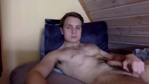 Snapshot of matko1492 chatting on May 16, 10:36 am matko1492 online show from May 16, 10:36 am