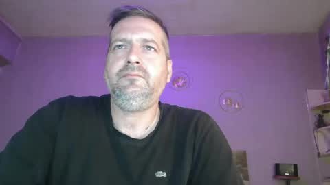 Snapshot of matrike1 chatting on April 1, 5:43 pm matrike1 online show from April 1, 5:43 pm