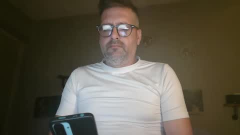 Snapshot of matrike1 chatting on May 6, 6:24 pm matrike1 online show from May 6, 6:24 pm