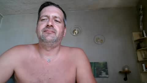 Snapshot of matrike1 chatting on June 22, 3:42 pm matrike1 online show from June 22, 3:42 pm