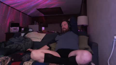 Snapshot of matross43 chatting on February 17, 5:48 am matross43 online show from February 17, 5:48 am