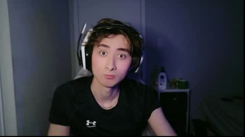 matt578281 online show from April 5, 8:00 am