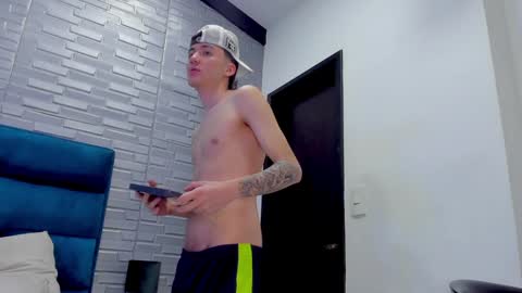 Snapshot of matt_georgus chatting on December 15, 5:34 am matt_georgus online show from December 15, 5:34 am