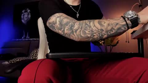 Snapshot of matt_thestud chatting on February 7, 8:07 am Matt online show from February 7, 8:07 am