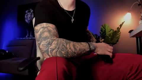 Snapshot of matt_thestud chatting on February 7, 8:56 pm Matt online show from February 7, 8:56 pm