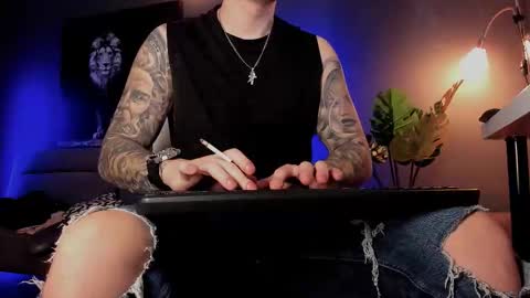 Snapshot of matt_thestud chatting on February 11, 7:35 am Matt online show from February 11, 7:35 am