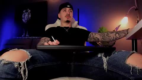 Snapshot of matt_thestud chatting on February 19, 7:15 am Matt online show from February 19, 7:15 am